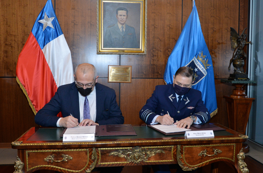 Z Firma de convenio FACH interior